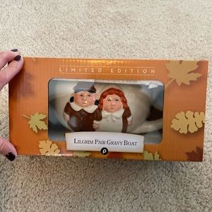NEW Publix Pilgrim‎ Pair Thanksgiving Gravy Boat Collectible Limited Edition